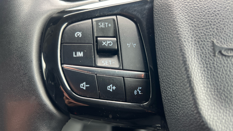 Ford Transit Custom 300 L1 Diesel Fwd 2.0 EcoBlue 136ps H1 Van Limited Auto